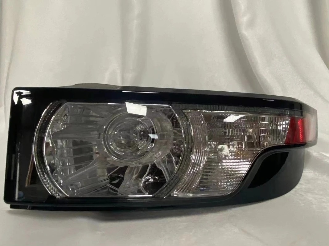 For Range Rover Evoque 2012-2015 Tail Lamp Rear Light Tail Light LR060040 LR060041   LR057981 LR058817 LR074796  Tail Light